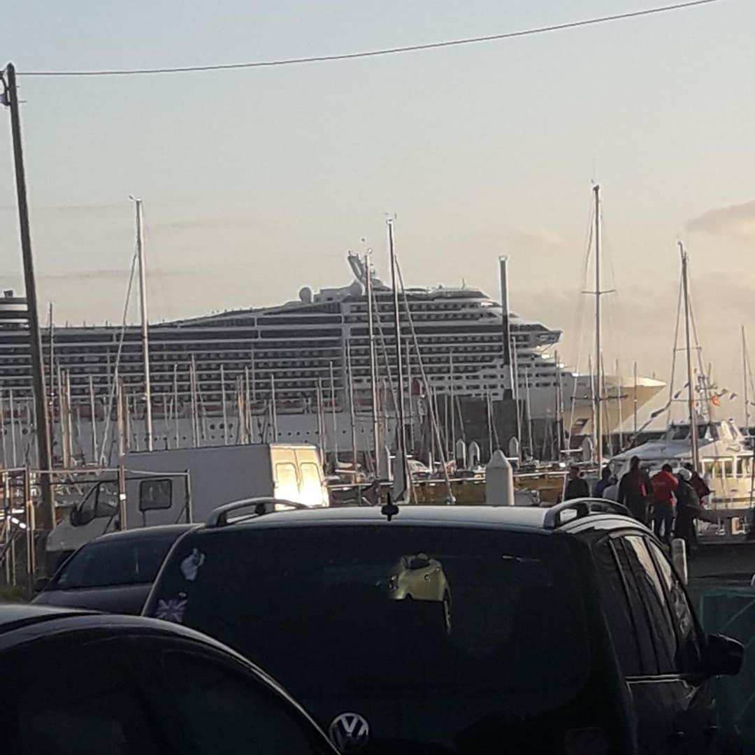 Lesembruns Hotell Le Havre Eksteriør bilde